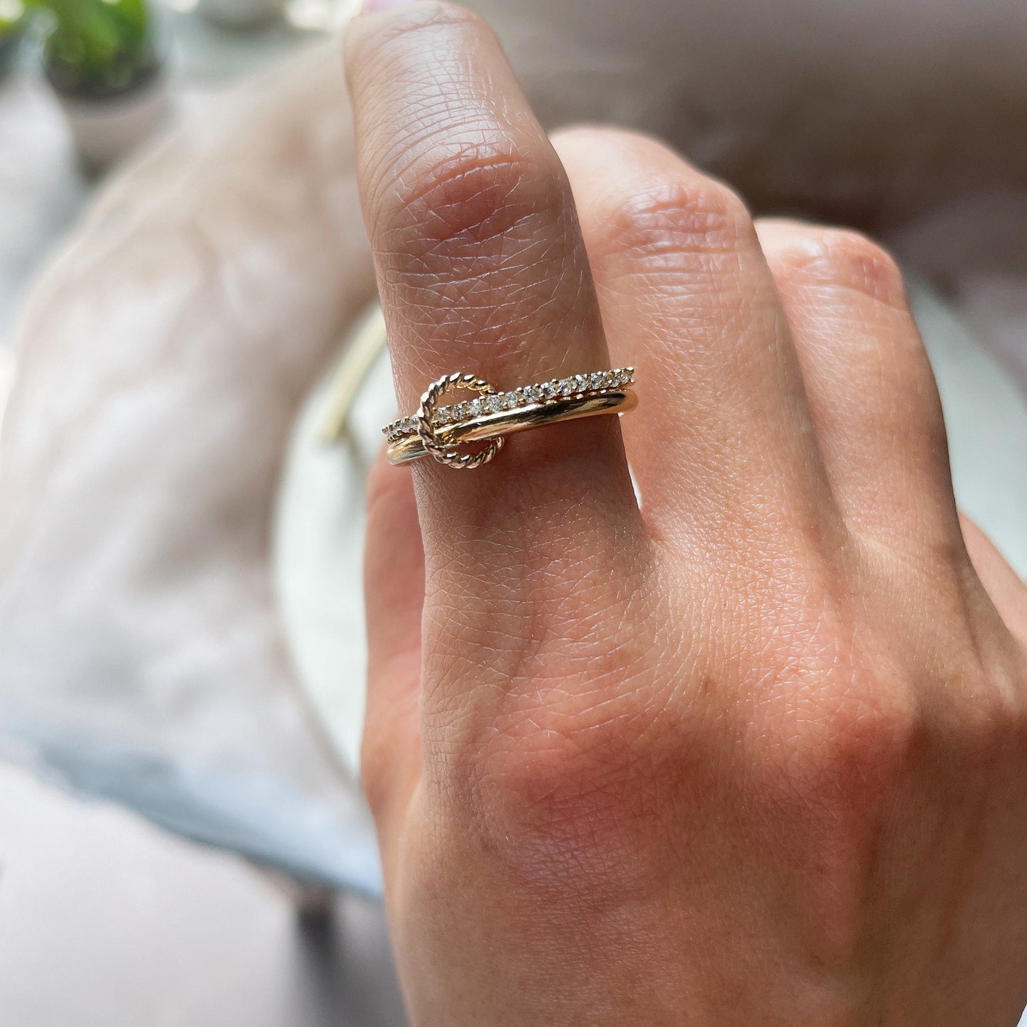 14KGF Gold Interlocking Ring Set: Eternity Statement Band (R55)
