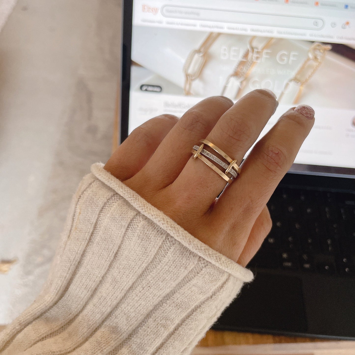 14KGF Gold Multi Link Ring: Chunky Interlocking Statement Ring (R10)