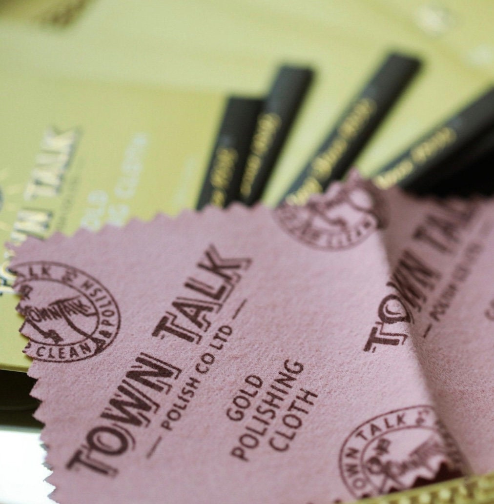 Town Talk Gold Jewelry Polishing Cloth: Non-Scratch Tarnish Remover