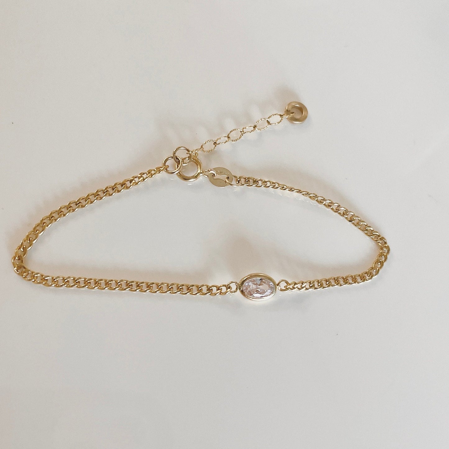 14KGF Solitaire CZ Bracelet: Minimalist Curb Chain Charm