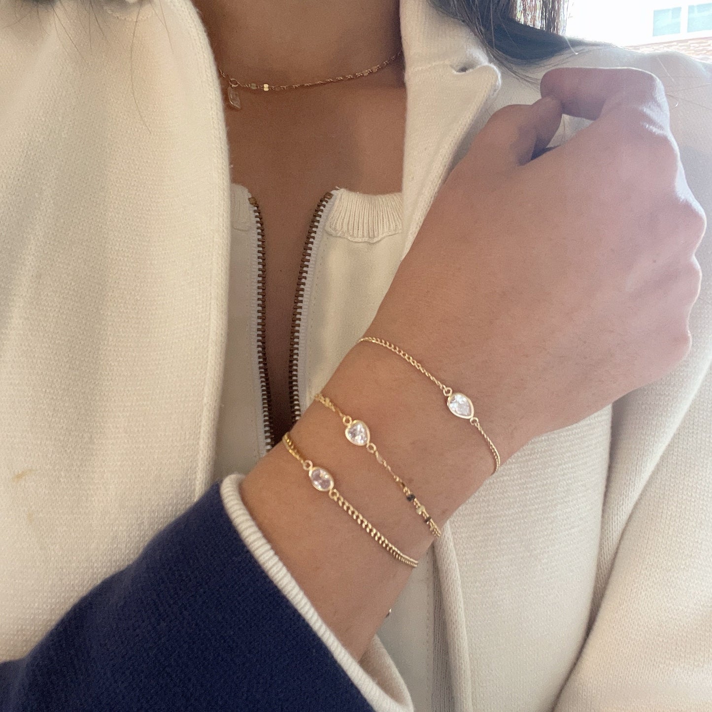 14KGF Solitaire CZ Bracelet: Minimalist Curb Chain Charm