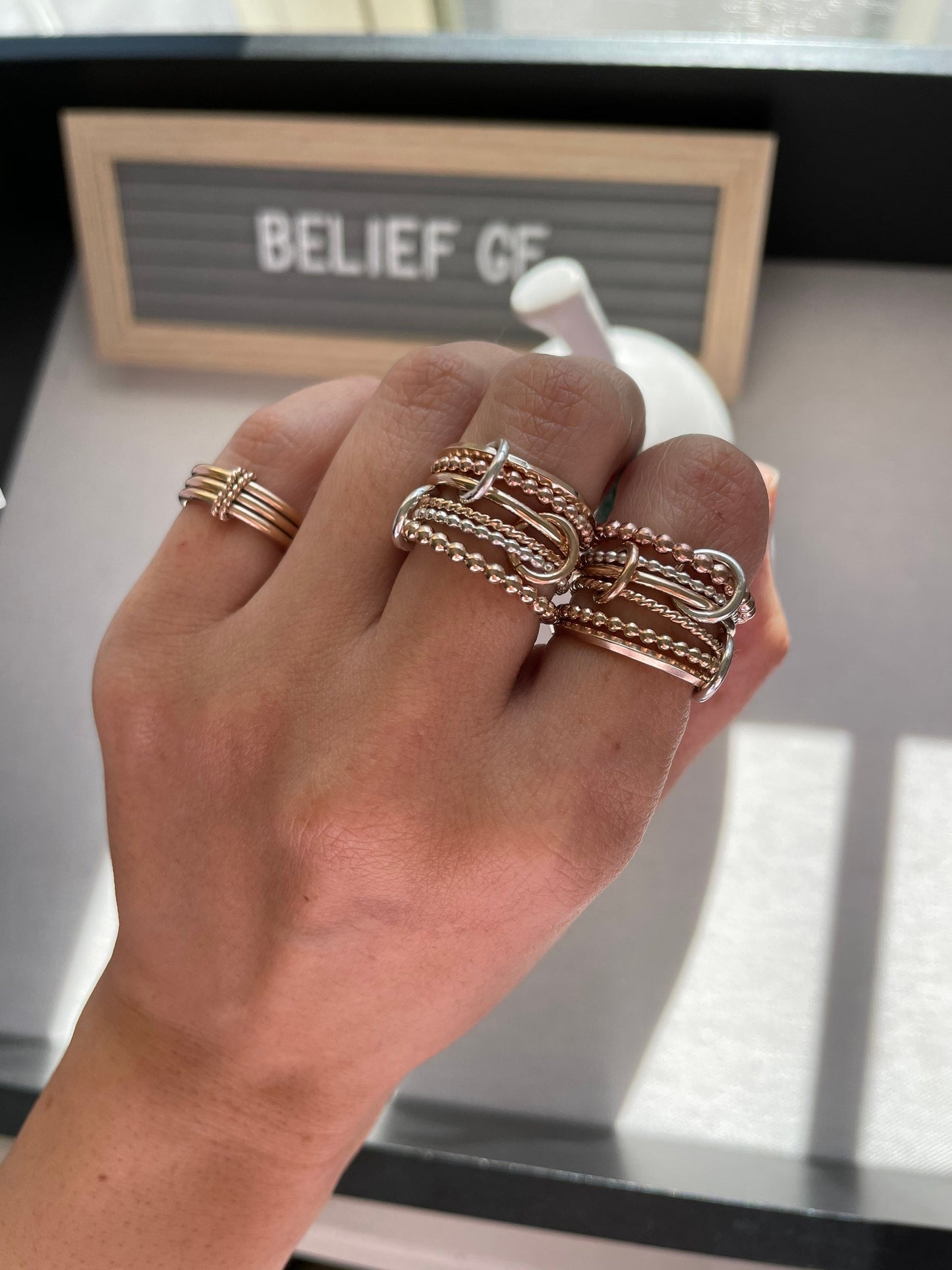 14KGF Multi-Link Ring Set: Tricolor Stacking Rings (R8)